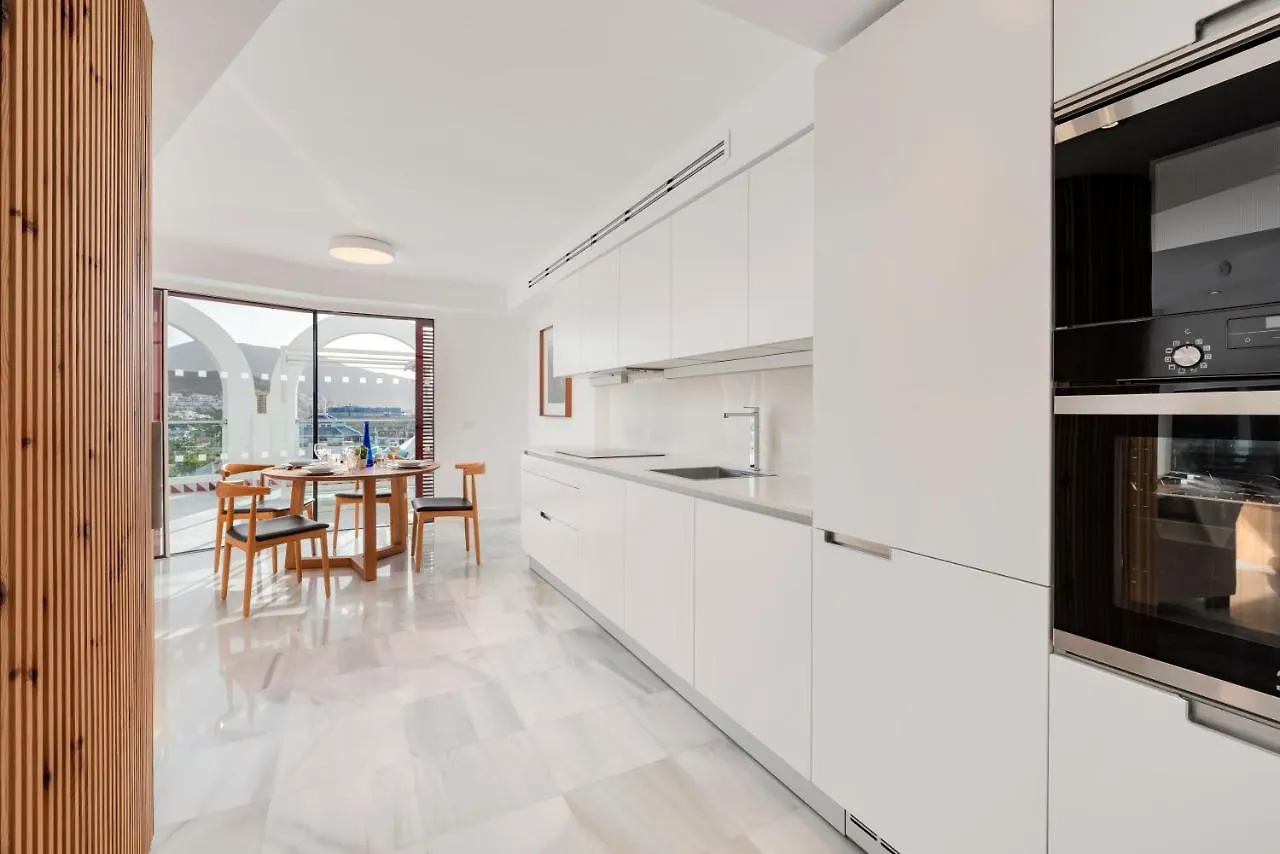 Tower Suites By Upper Luxury Housing - Parque Santiago Playa de las Américas